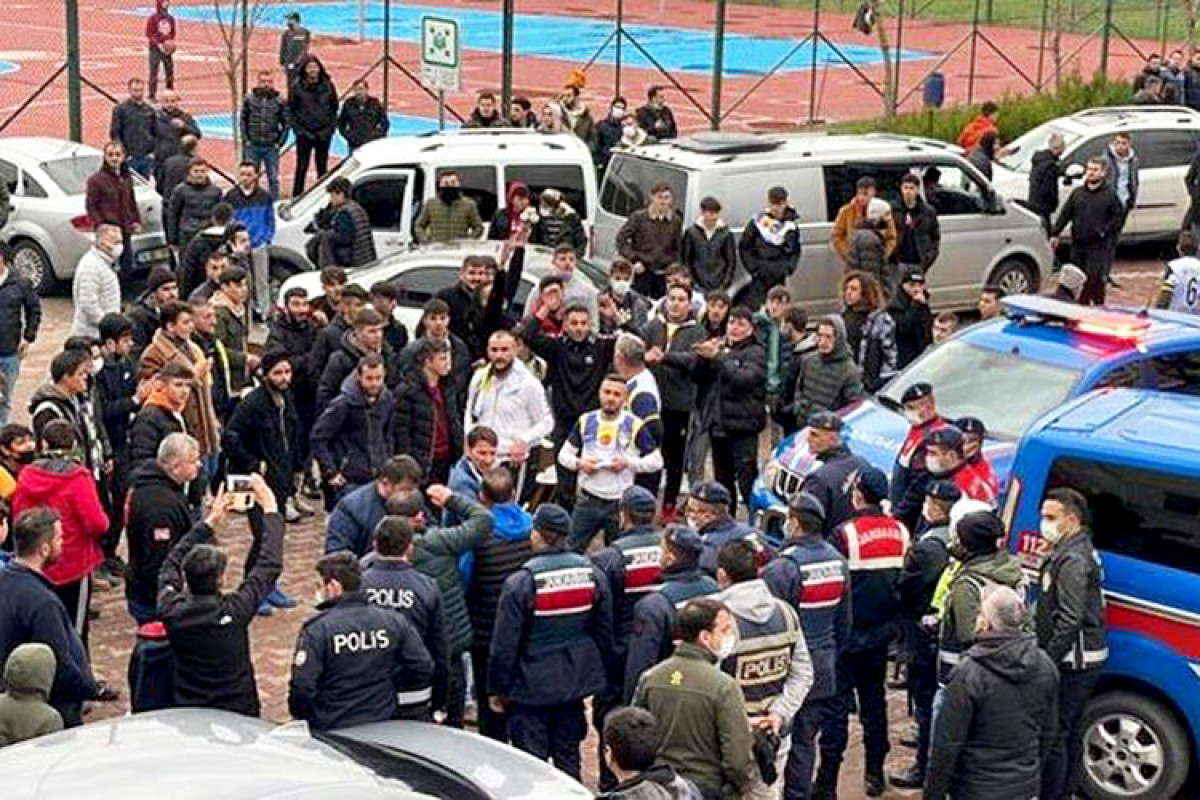 Türkiyədə futbol çempionatında dava düşüb, 25 nəfər saxlanılıb