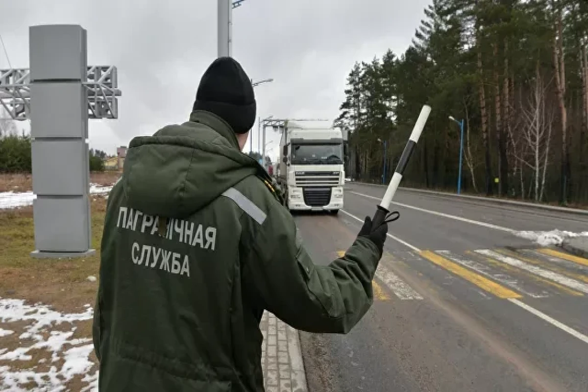 На белорусско-литовской границе образовались очереди из сотен грузовиков