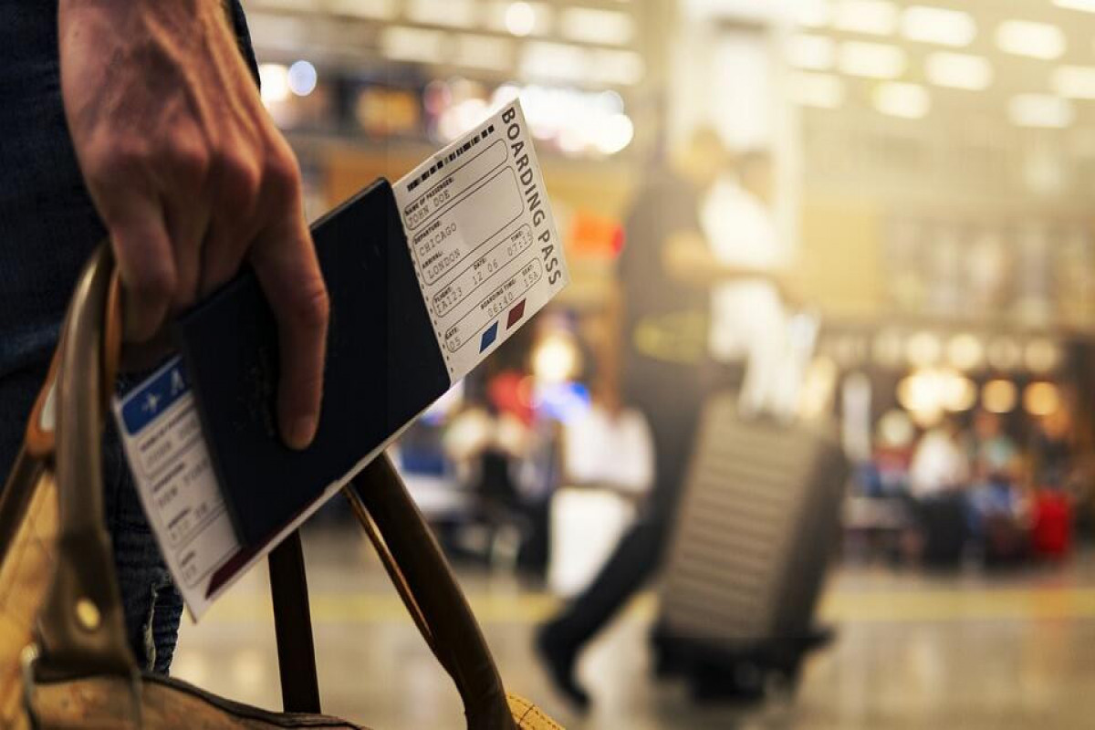 Более 2,5 тыс. рейсов отменили во всем мире из-за распространения омикрон-штамма