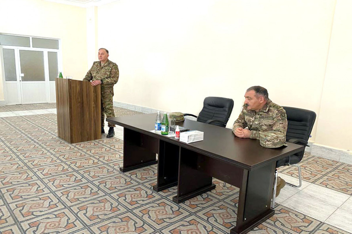 Керим Велиев на встрече с военнослужащими