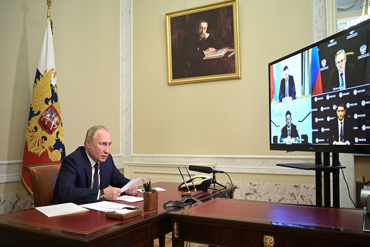 Putin: ""Şimal axını -2" Avropa və Ukraynada qazın qiymətinin aşağı düşməsinə səbəb olacaq"