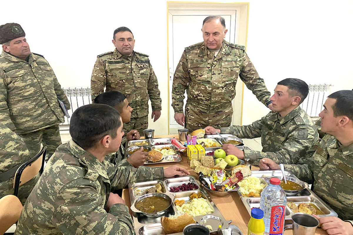 Начальник Генштаба азербайджанской армии посетил военные части в Кяльбаджаре-ФОТО 
