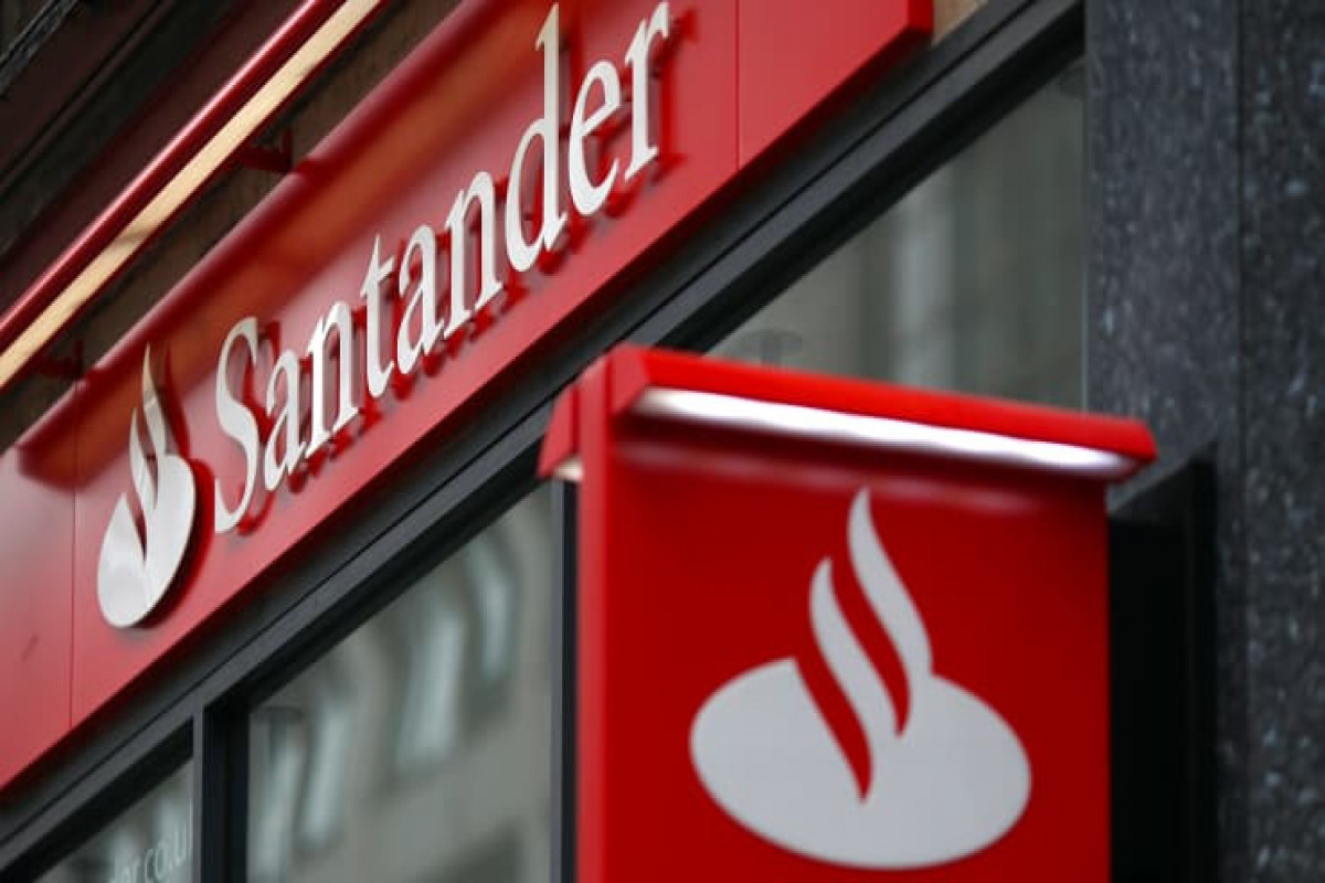 European bank Santander accidentally deposits $176 million into people’s accounts on Christmas Day