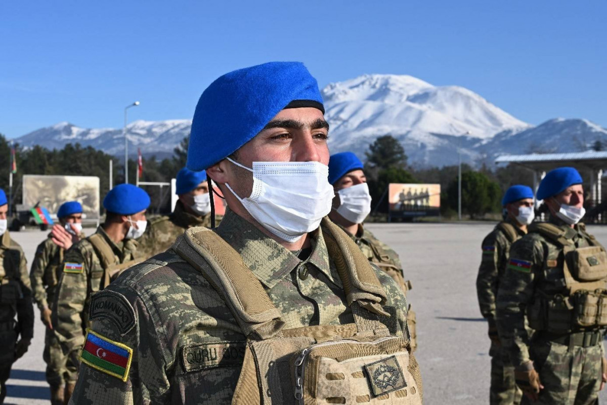 Очередная группа азербайджанских военнослужащих прошла курс коммандос в Турции