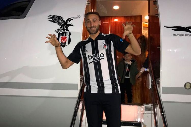 Cenk Tosun İstanbula gəlib