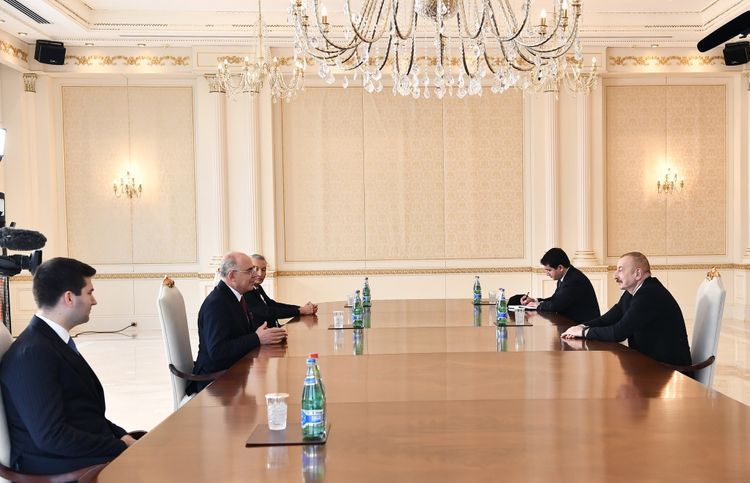 Президент Ильхам Алиев принял заместителя председателя Партии националистического движения Турции