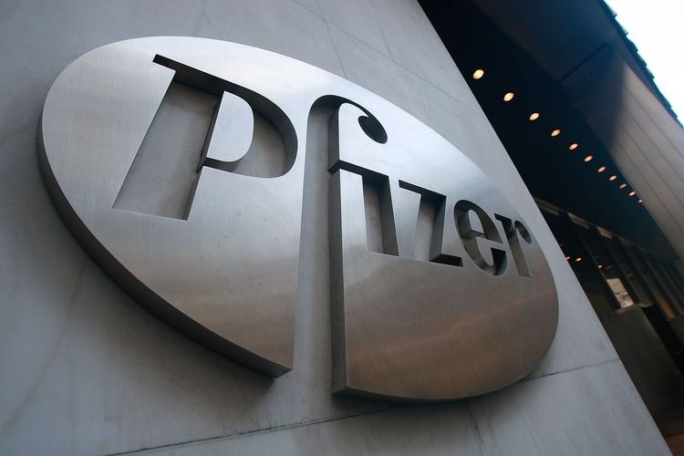 "Pfizer"in xalis mənfəəti ötən il 41% azalıb