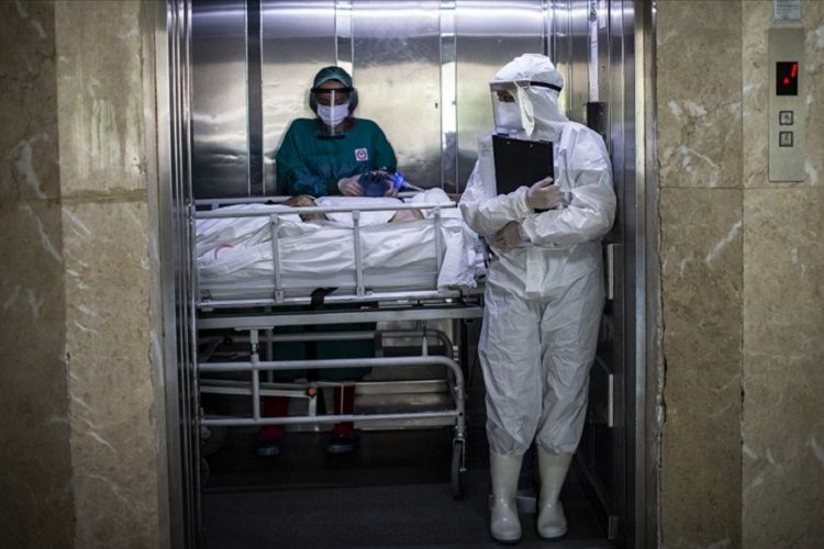 Türkiyədə son sutkada 120 nəfər koronavirusdan dünyasını dəyişib