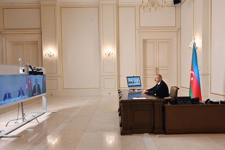 Президент Ильхам Алиев принял в видеоформате делегацию во главе с председателем Maire Tecnimont Group Италии - ОБНОВЛЕНО