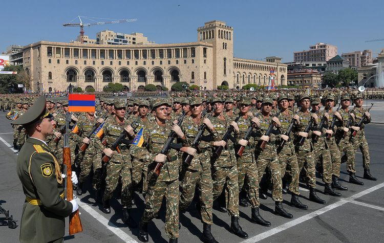 Полковник ВС Армении задержан по подозрению в коррупции