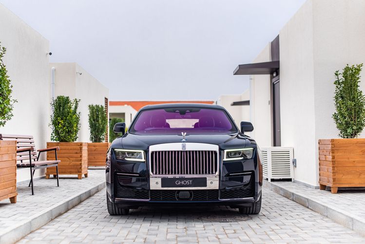 Sadəlikdə mükəmməllik: "Improtex Motors" yeni "Rolls-Royce Ghost"u təqdim edib - FOTO