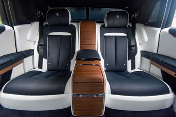 Sadəlikdə mükəmməllik: "Improtex Motors" yeni "Rolls-Royce Ghost"u təqdim edib - FOTO