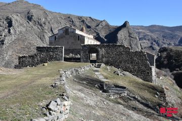 Azərbaycanın Alban-udi xristian icmasının üzvləri Laçında "Ağoğlan" monastırını ziyarət edib - FOTO - VİDEO