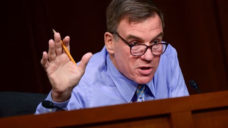 US Senator Warner introduces Section 230 bill that would make it easier to sue social media platforms