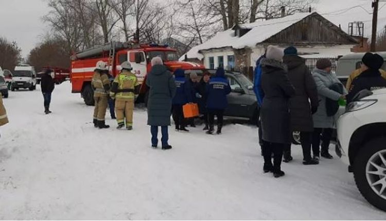 В РФ при падении снега с крыши погибли четыре человека