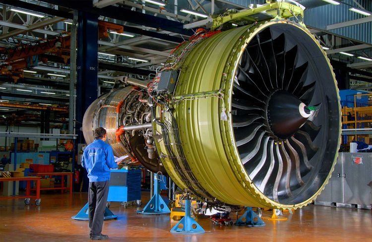 Rolls-Royce to temporarily close jet-engine plants this summer