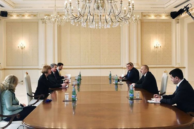 Президент Ильхам Алиев принял государственного министра Великобритании - ОБНОВЛЕНО