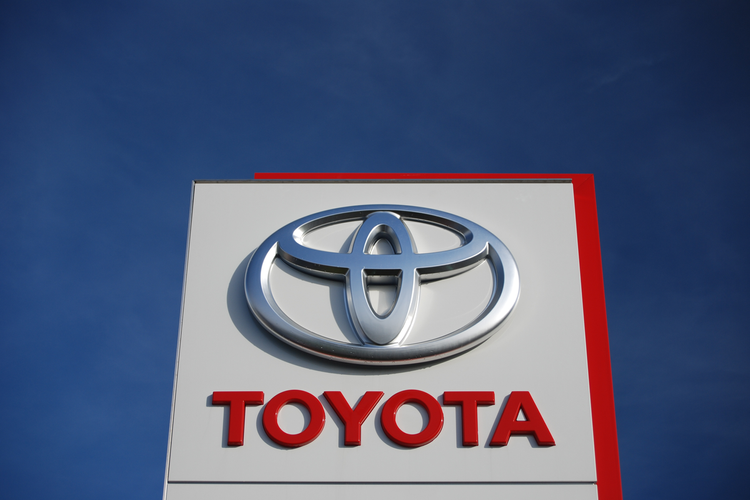 Toyota boosts profit forecast 34% after COVID recovery