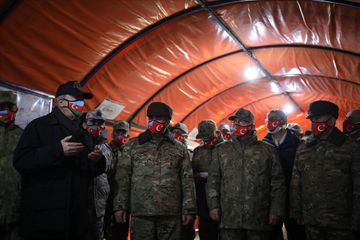 Türkiyə və Azərbaycan müdafiə nazirləri Qarsda birgə təlimi izləyib - VİDEO - FOTO