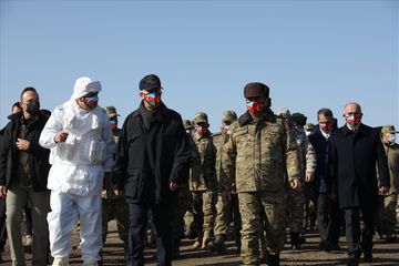 Türkiyə və Azərbaycan müdafiə nazirləri Qarsda birgə təlimi izləyib - VİDEO - FOTO