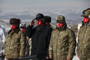Türkiyə və Azərbaycan müdafiə nazirləri Qarsda birgə təlimi izləyib - VİDEO - FOTO
