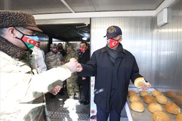 Türkiyə və Azərbaycan müdafiə nazirləri Qarsda birgə təlimi izləyib - VİDEO - FOTO