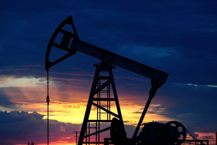 Цена нефти Brent поднялась выше 62 долларов за баррель