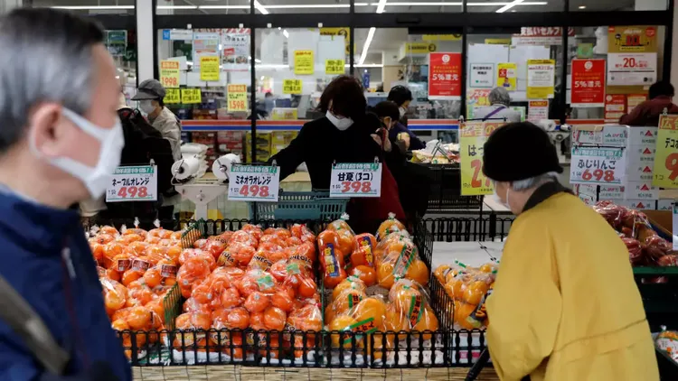 Japanese GDP falls by almost 5% in 2020 due to pandemic