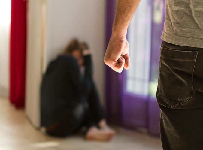 Число жертв домашнего насилия в Азербайджане увеличилось на 34,1%