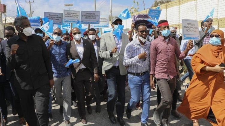 Somali capital gunfire amid election protests