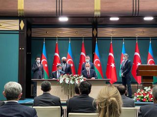 Azərbaycan və Türkiyə arasında daha iki sənəd imzalanıb - FOTO