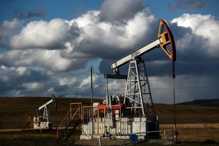 Азербайджанская нефть за неделю подешевела на 1%