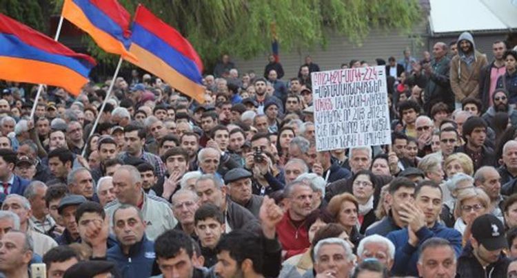 Rally held in Armenia with requirement of Pashinyan