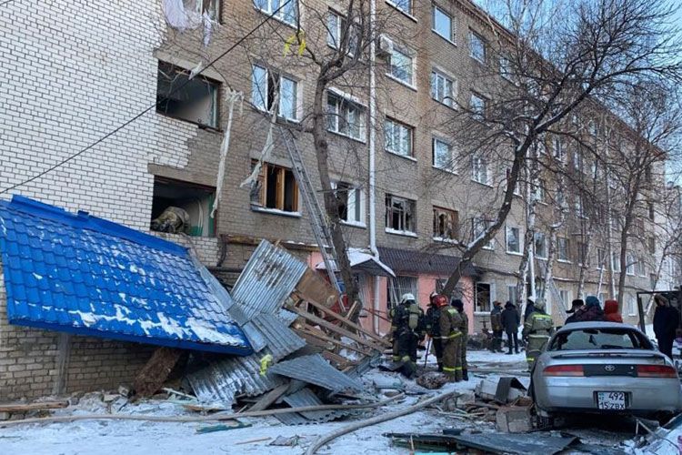Число жертв взрыва газа в общежитии в Казахстане увеличилось до двух - ОБНОВЛЕНО