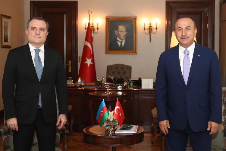 Cavusoglu, Bayramov to discuss bilateral relations and regional issues