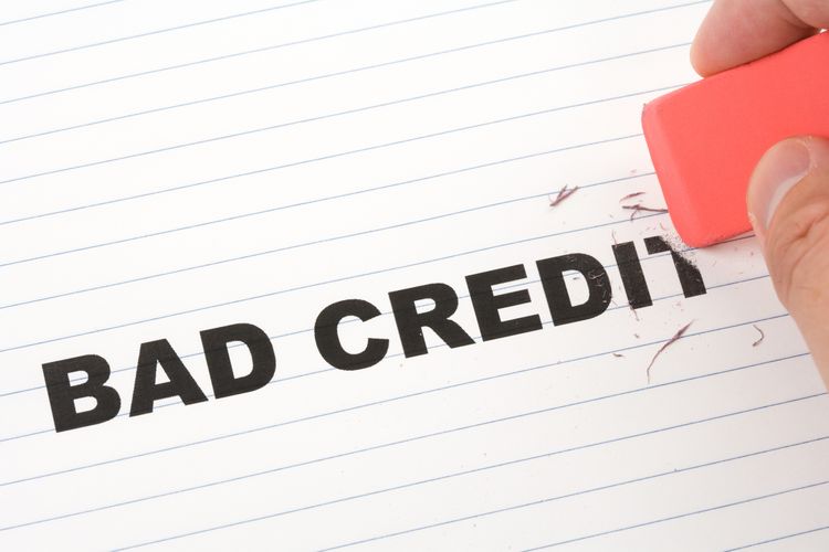 AMB: Problemli kreditlərin əsas hissəsi milli valyutadadır