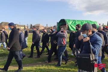 Xalq artisti Yalçın Rzazadə Lənkəranda dəfn edilib - FOTO