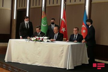 Türkiyə, Azərbaycan və Türkmənistan XİN başçılarının üçtərəfli görüşü keçirilib - YENİLƏNİB - FOTO