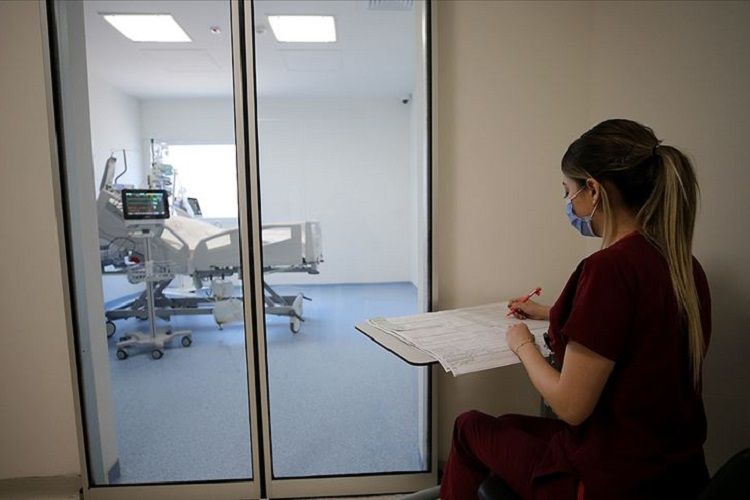 Son sutkada Türkiyədə 9,5 min insanda koronavirus aşkar edilib, 72 nəfər bu virusdan ölüb