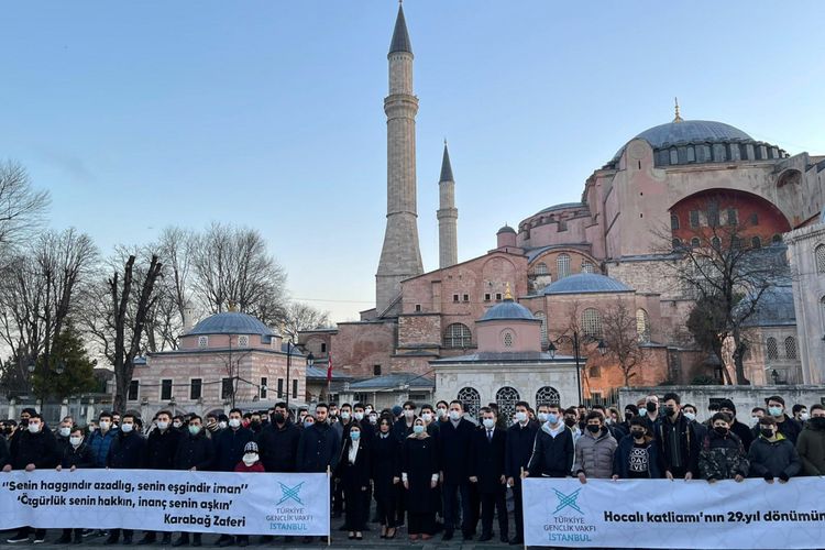 İstanbulda Xocalı soyqırımının ildönümü ilə bağlı silsilə tədbirlər keçirilib - FOTO