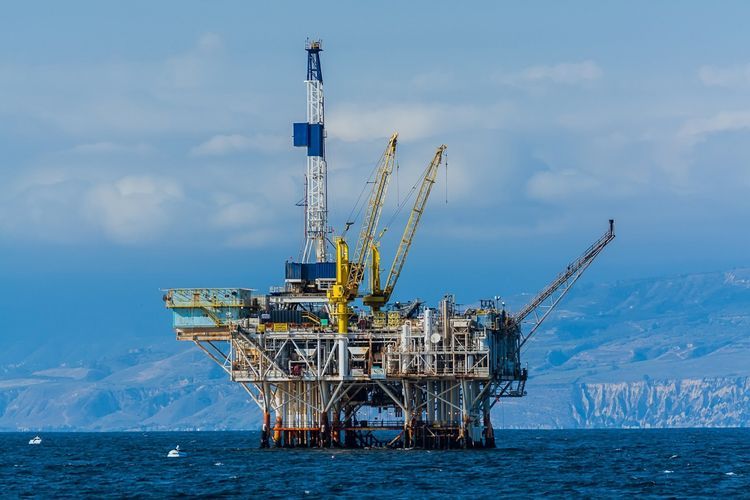 За неделю азербайджанская нефть подорожала на 2,7%