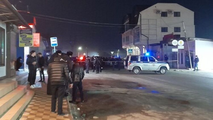 Dağıstanda silahlı insident zamanı bir polis əməkdaşı yaralanıb