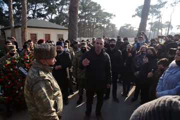 General-mayor Polad Həşimovun məzarı ziyarət edilib