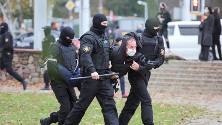 За нарушение общественного порядка вчера в Минске задержали 25 человек