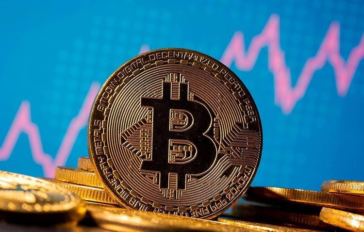 Bitcoin surpasses $38,000 updating its all-time high