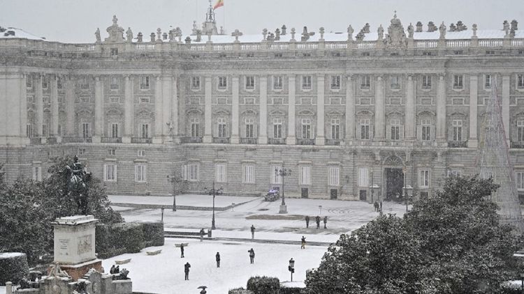 Сильнейший снегопад парализовал Мадрид