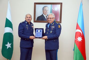 Azərbaycan ilə Pakistan arasında hərbi aviasiya sahəsində əməkdaşlığın inkişaf etdirilməsi məsələləri müzakirə olunub