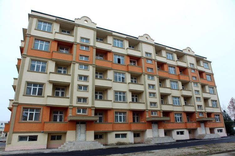 Еще 30 семьям шехидов и инвалидам Карабахской войны предоставлены квартиры