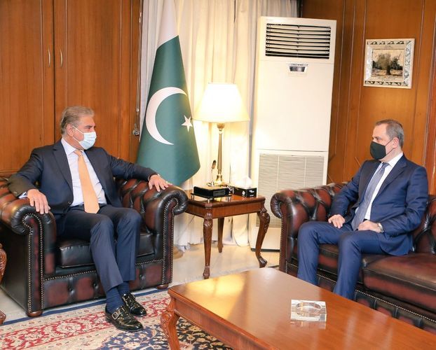 Azerbaijani and Pakistani FMs met