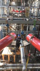 "SOCAR Construction" Mozır NEZ-də hidrokrekinq qurğusunun montajını başa çatdırıb - FOTO